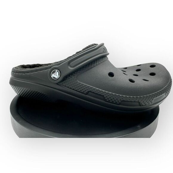 NWOT Black lined classic Crocs Mens Size 8 womens size 10 - Picture 3 of 9